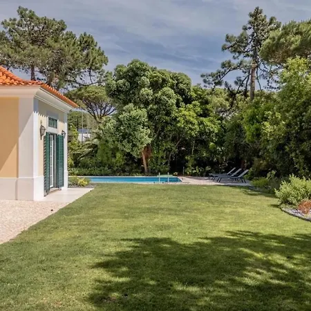 Fantastic In Quinta Da Marinha, Casa de Férias