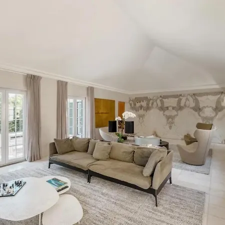 Fantastic In Quinta Da Marinha, Casa de Férias